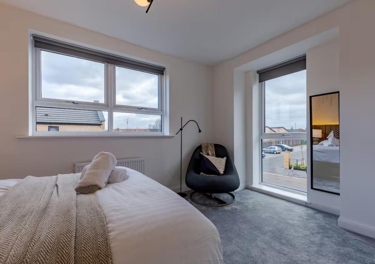 Holiday home Sherlock Urban Escape Stylish 4br Townhouse With Garden And Parking