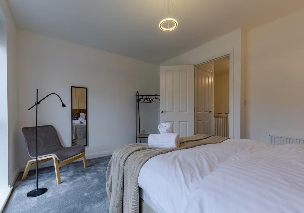 Holiday home Sherlock Urban Escape Stylish 4br Townhouse With Garden And Parking *