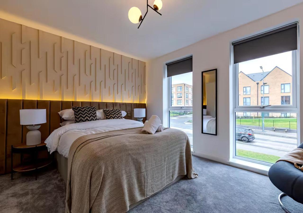 Sherlock Urban Escape Stylish 4br Townhouse With Garden And Parking *